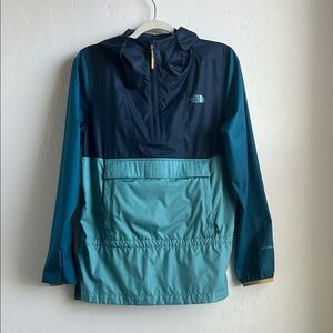 The North Face women’s windbreaker
